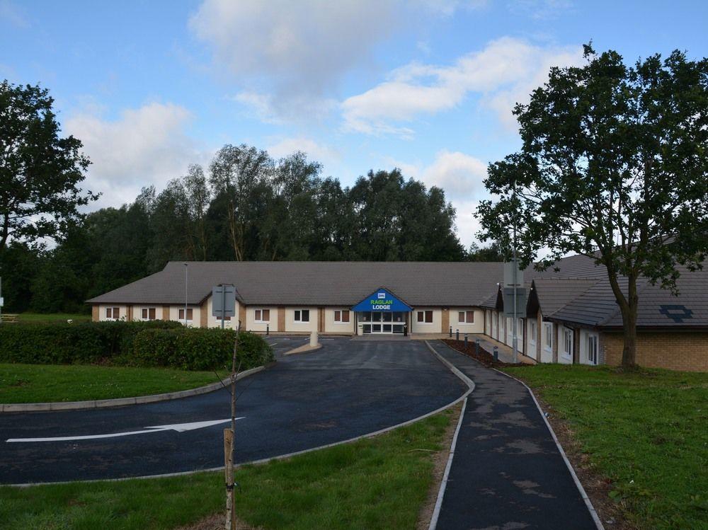 Hotel Raglan 3*
